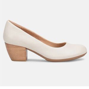 Comfortiva Cream Tapioca Grey Block Heel Shoes